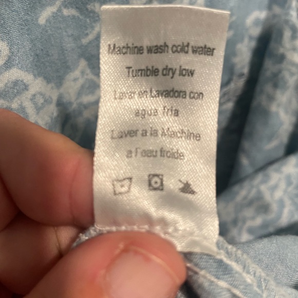 Mel & Mo Womens Denim Pearl Snap Floral Top Country Casual Coastal Cowgirl 90’s - Picture 5 of 7